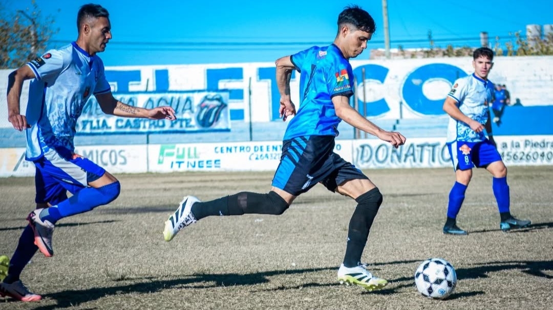 Qué equipos ya clasificaron a los playoffs del fútbol sanjuanino y quiénes pelean los últimos cupos