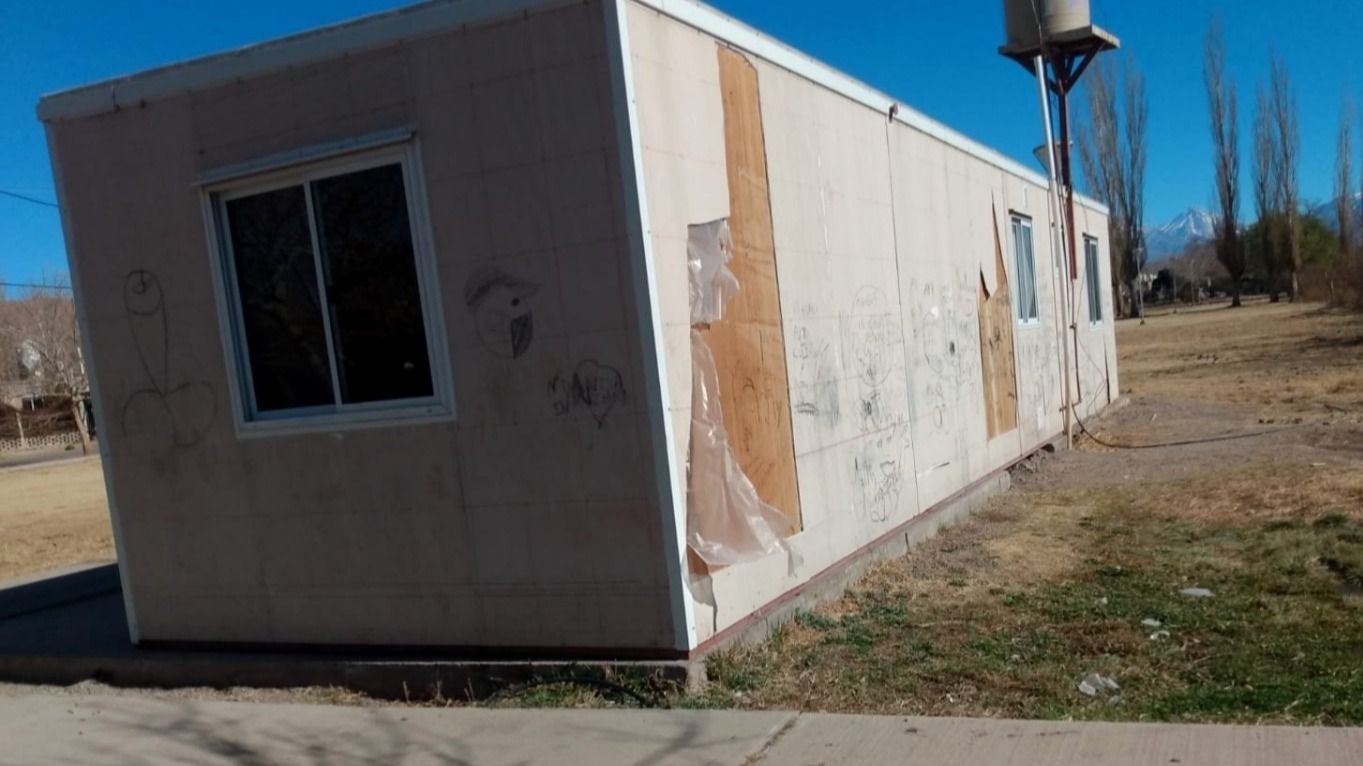 Vecinos piden instalar puesto policial en módulo sanitario abandonado