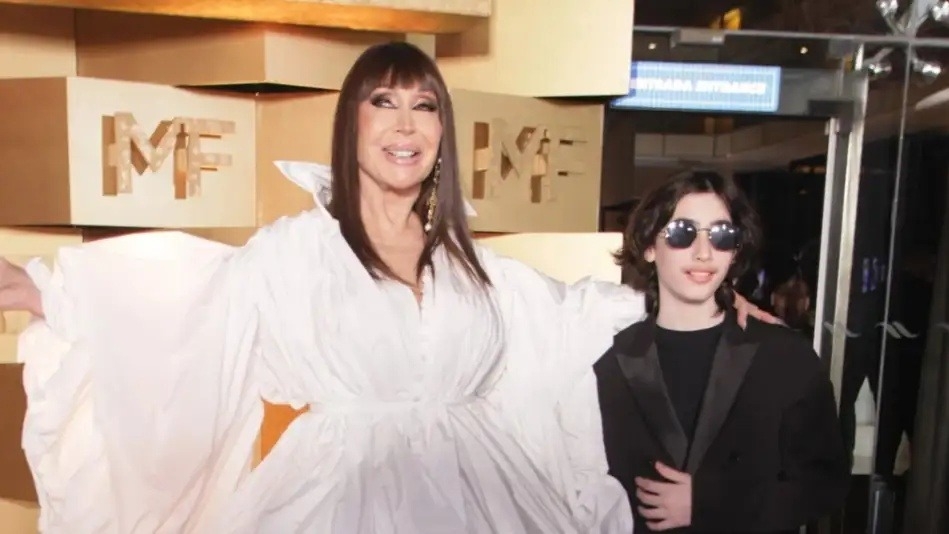 El impactante look de Moria Casán y su nieto en los Martín Fierro