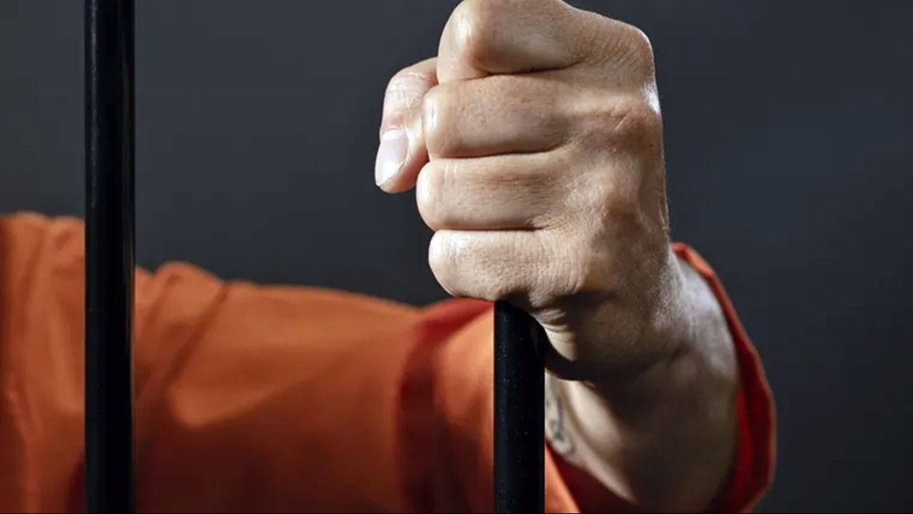 Quién es el músico liberado tras denuncia por abuso sexual