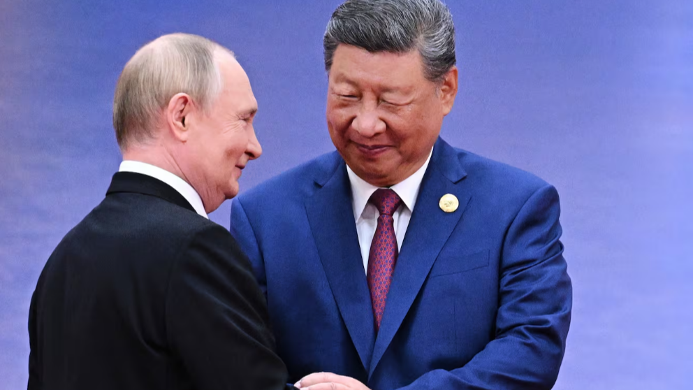 Putin llegó a China para sellar su alianza con Xi Jinping tras la visita de Trump