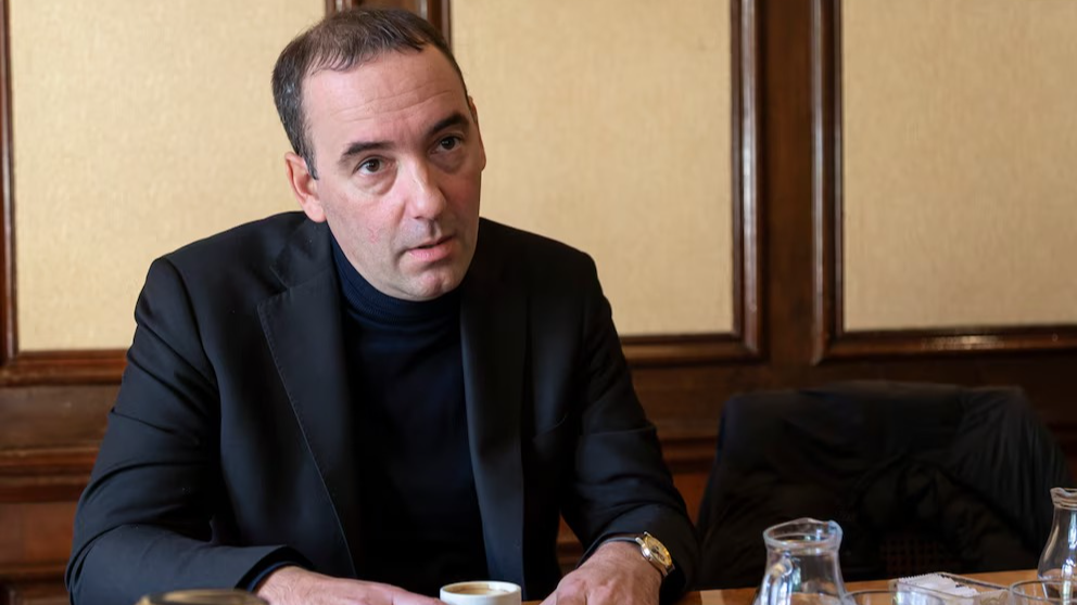 El hermano de Manuel Adorni declaró una herencia millonaria