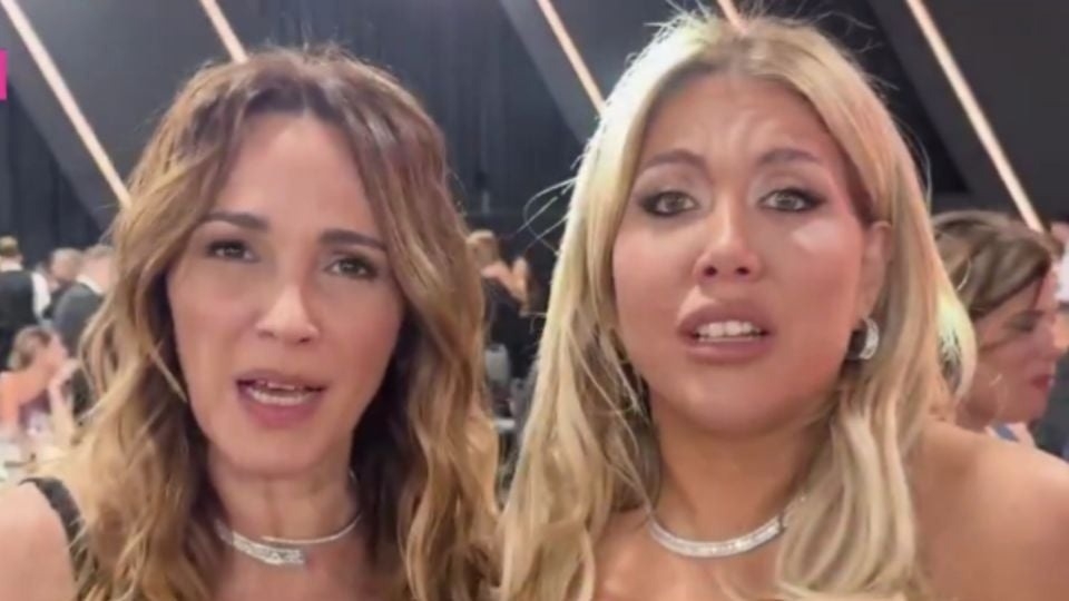 El picante cara a cara de Wanda Nara y Vero Lozano en los Martín Fierro