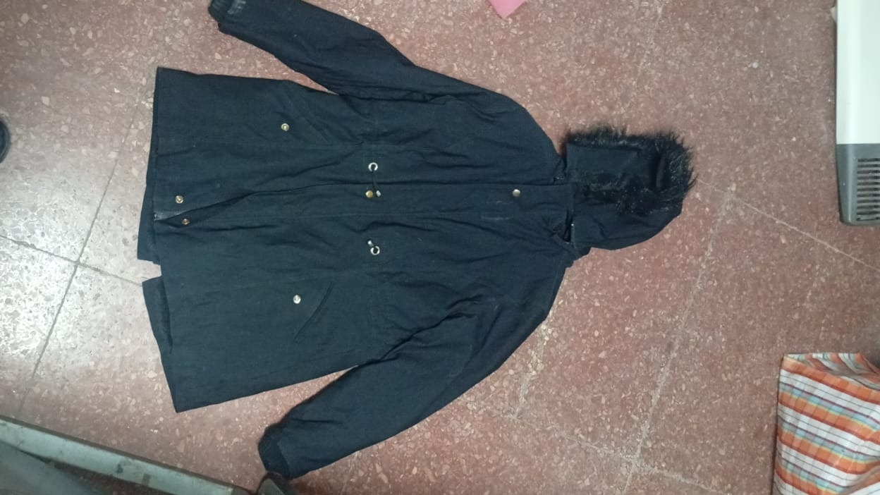 Recuperaron lo robado en autos stacionados y buscan al autor