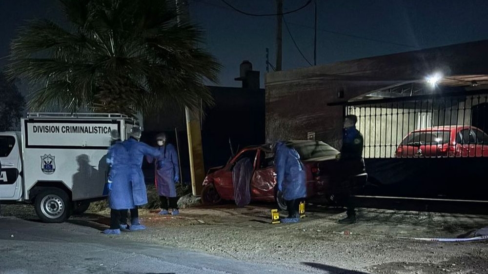 Un choque entre un auto y un poste dejó como saldo un muerto y un herido grave