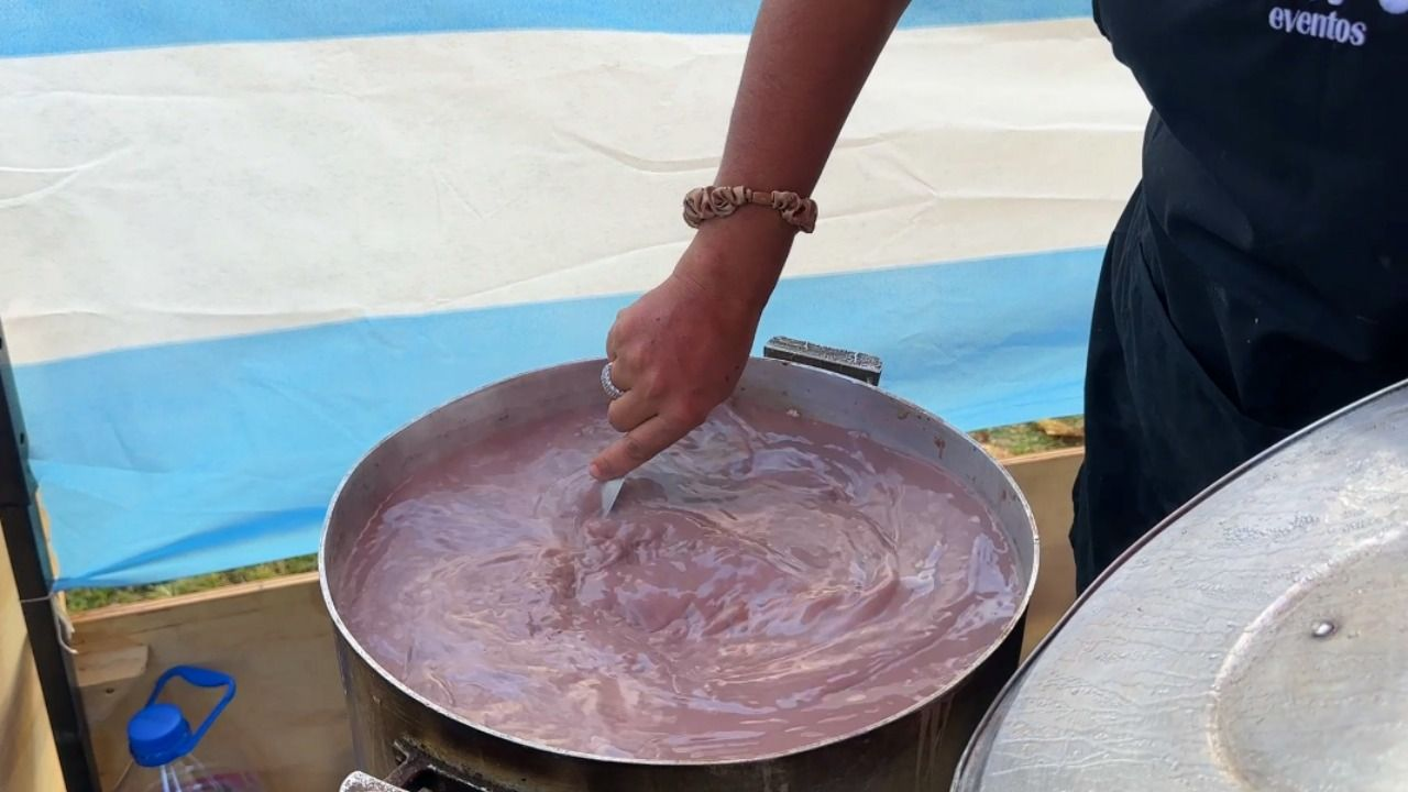 Con chocolate caliente, la Caravana del Mundial mantuvo viva la ilusión albiceleste