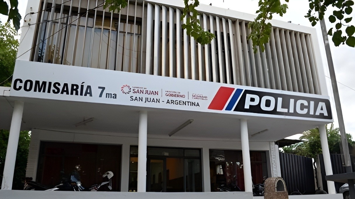 Atraparon a una pareja de ladrones tras intentar robar en una vivienda