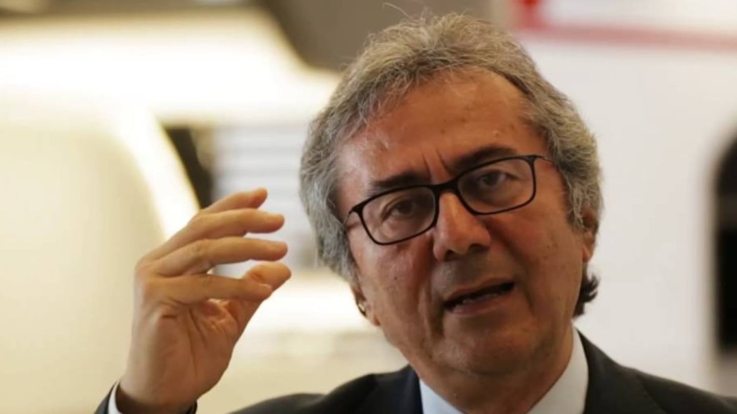 Luigi Ferini: “Cuando envejecemos nos acostamos y levantamos más temprano"