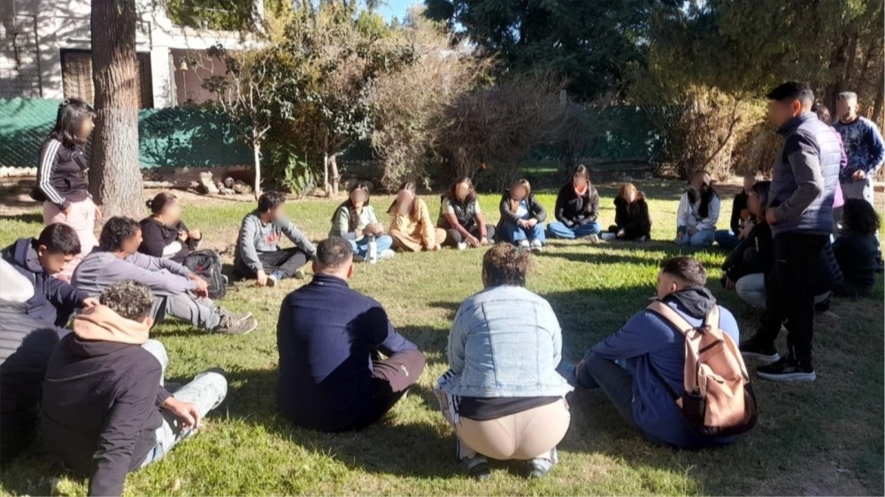 Grupos terapéuticos, el acompañamiento en procesos de recuperación contra adicciones