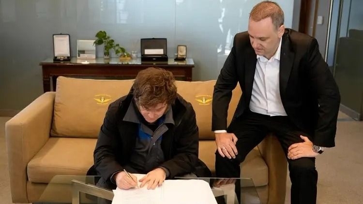 Milei envió cuatro proyectos clave al Senado
