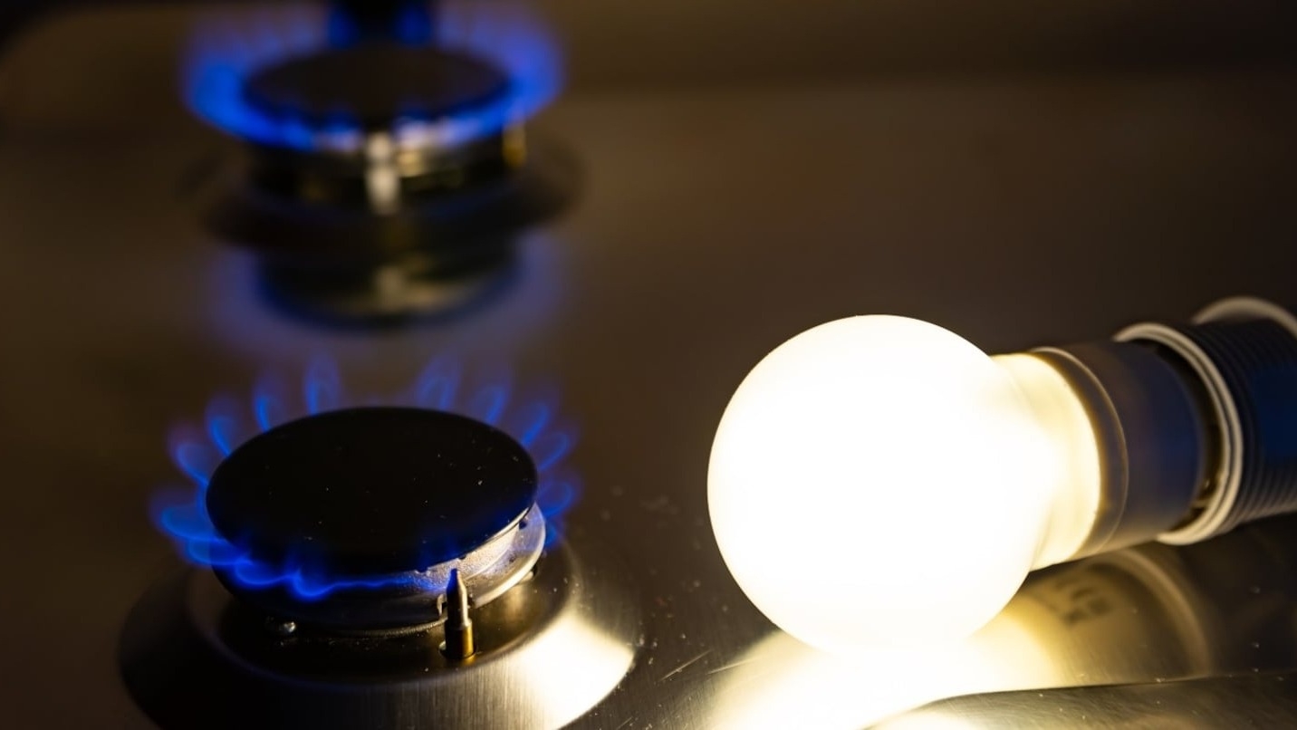 Gobierno aplicará descuentos de hasta el 75% para tarifas de luz y gas
