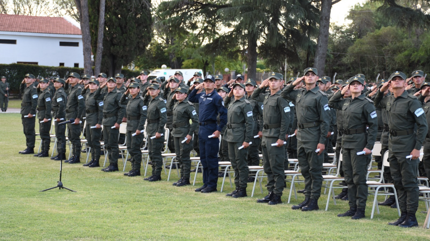 Efectivos federales tendrán prepaga privada en todo el país