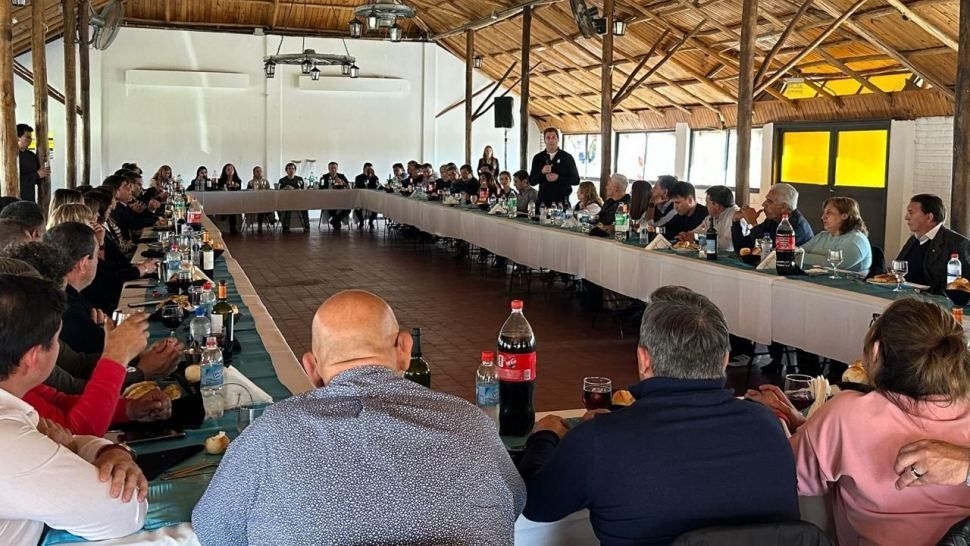 Locra peronista: Uñac convocó y se reunió con intendentes y políticos