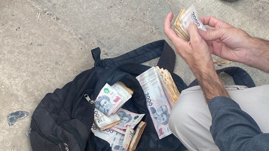 En dos procedimientos hubo cuatro detenidos con drogas y una moto robada