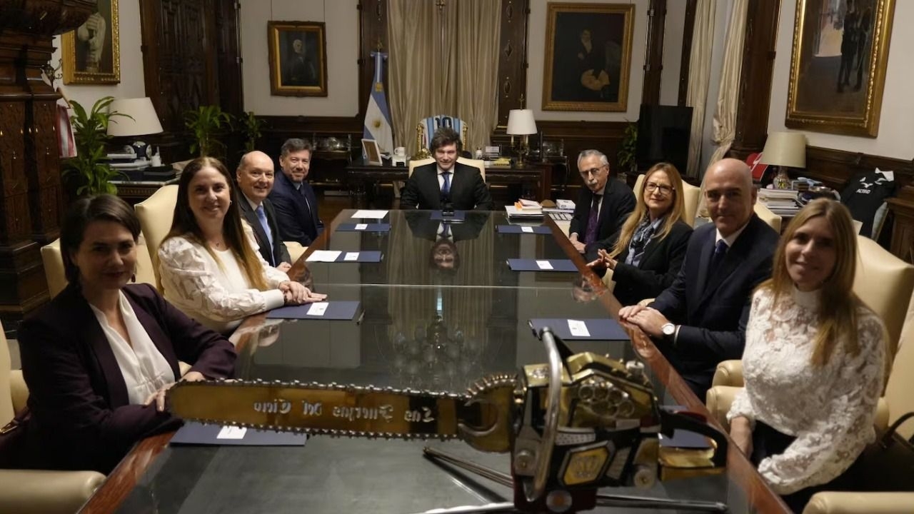 Milei anunció inversiones por US$8.000 millones tras reunirse con farmacéuticos