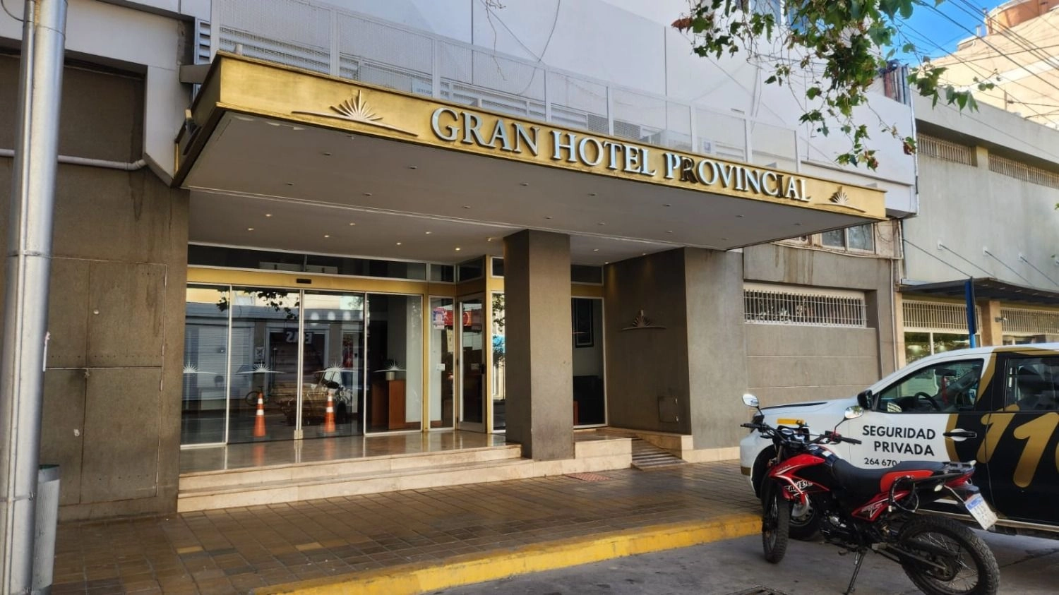Modificaron la Ley 2000A para regular la contratación del Hotel Provincial en San Juan