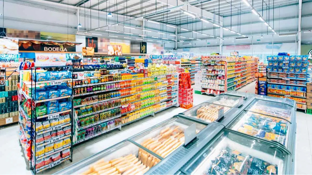 Un supermercado lanzó una canasta con precios del año pasado 