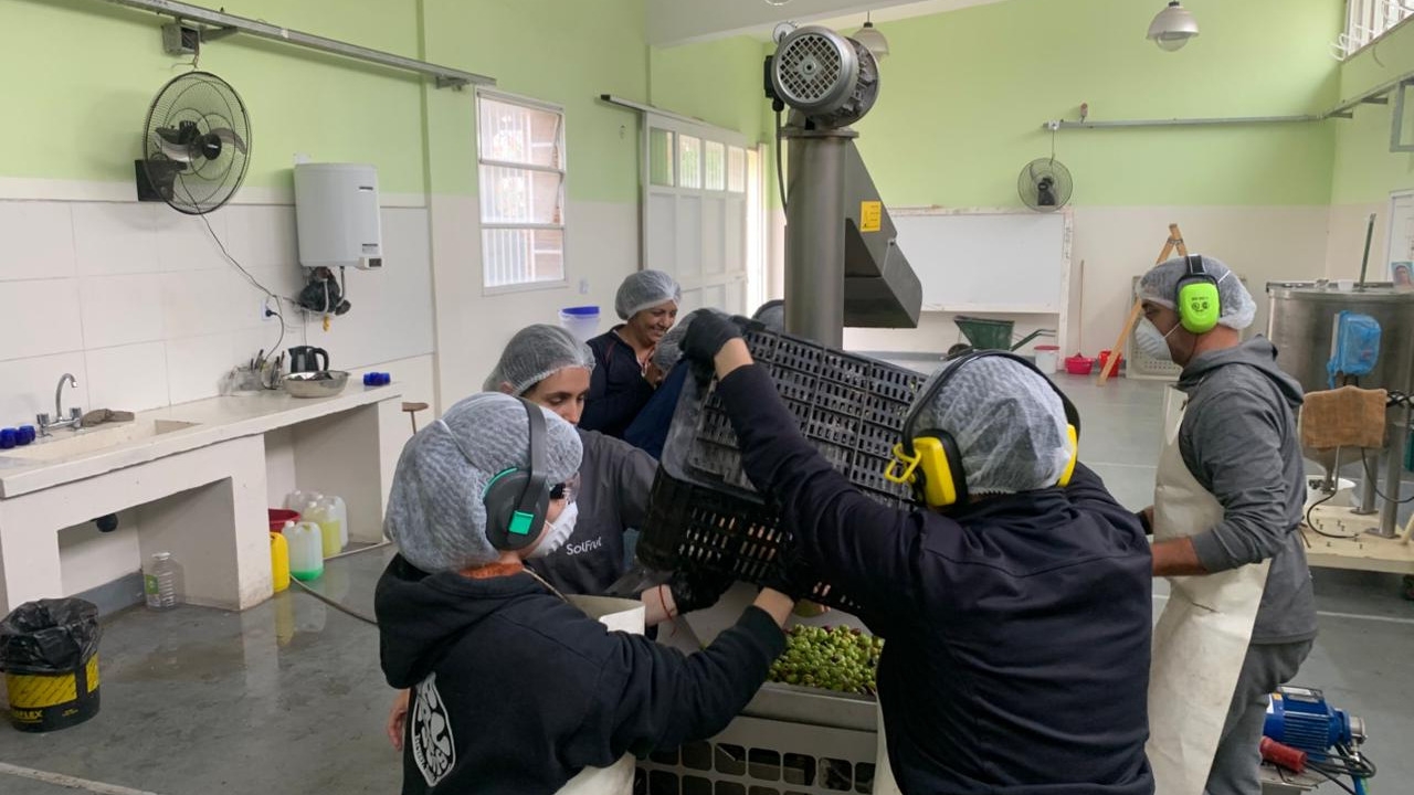 La nueva maquinaria acercará a los estudiantes al mundo laboral. FOTO: DIARIO HUARPE