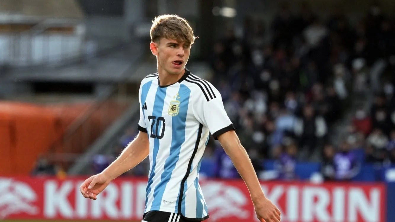 Nico Paz a nada de quedar afuera del Mundial: quién lo reemplazaría