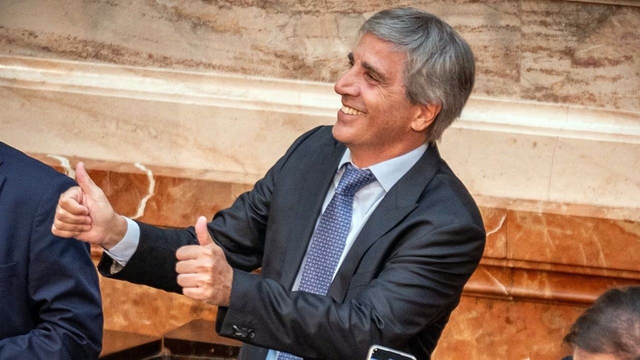 El Tesoro ya reunió el 70% de los dólares para pagar deuda