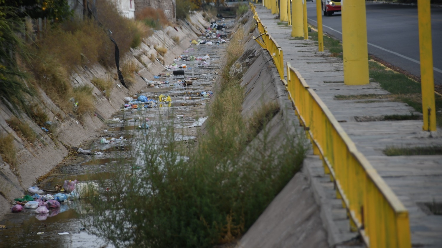 Hidráulica invertirá más de $400 millones para limpiar canales matrices