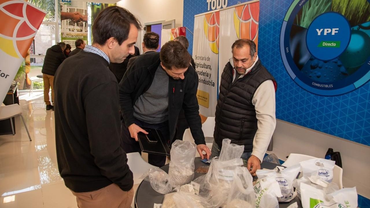 Productores conocieron nuevas herramientas minerales para el campo