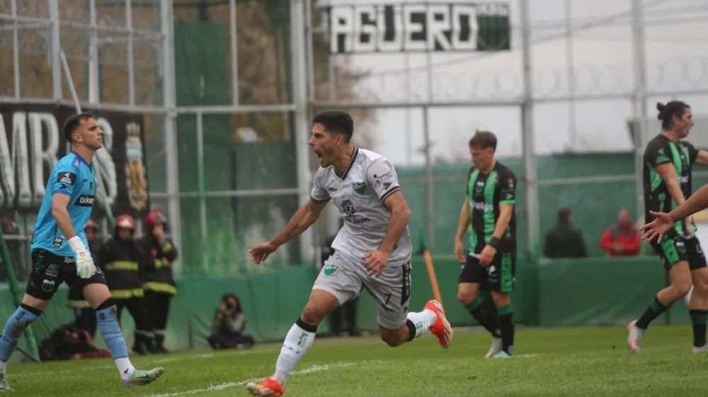 Partido de San Martín y Chicago suspendido por incidentes