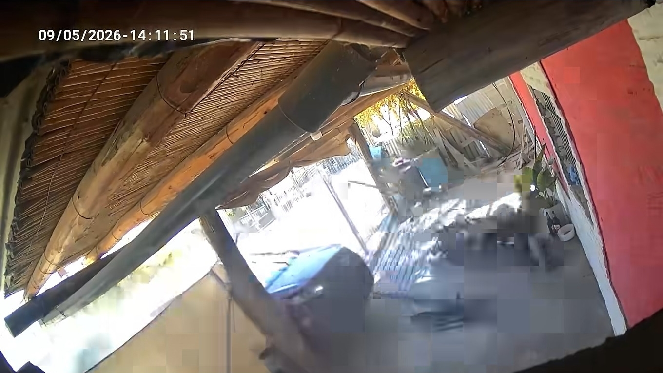 Un vehículo chocó contra una casa en Media Agua y el hecho quedó grabado