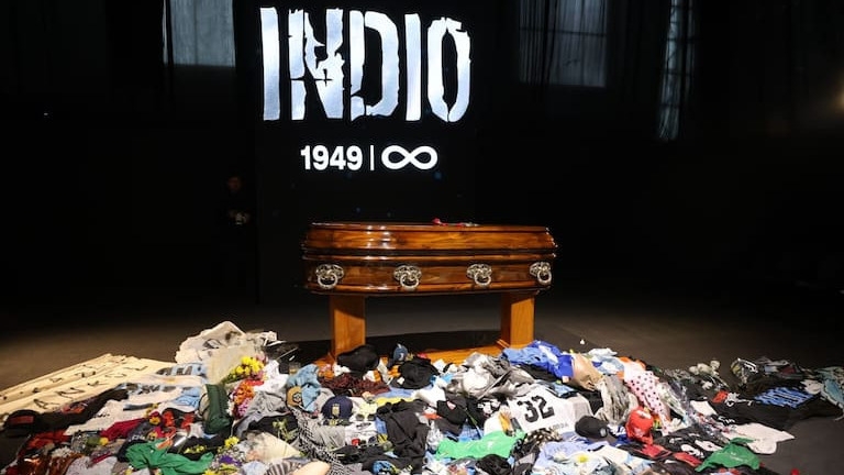 El último pogo para despedir al Indio Solari