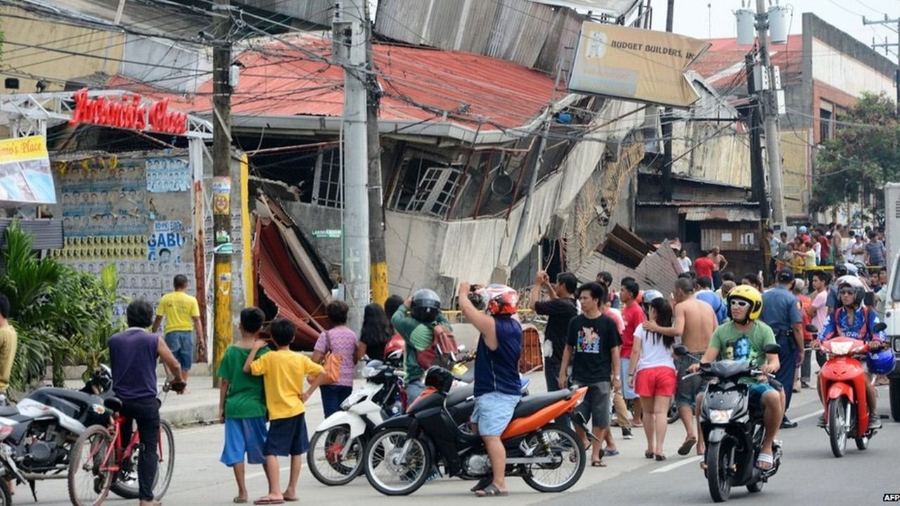 Un terremoto en Filipinas sacudió la región y dejó decenas de muertos