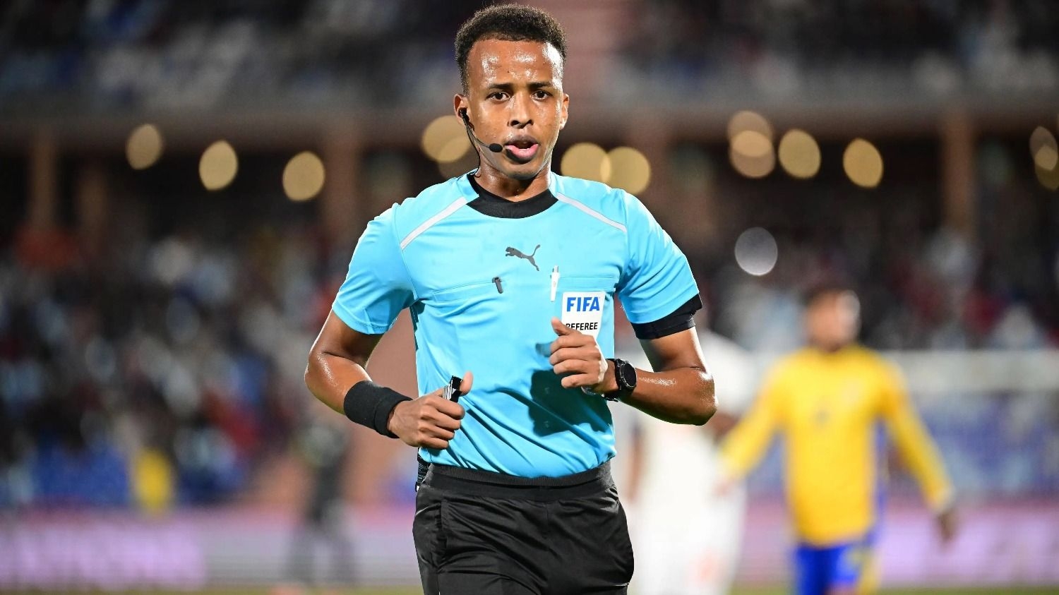 Deportaron al mejor árbitro africano para el Mundial en una situación insólita