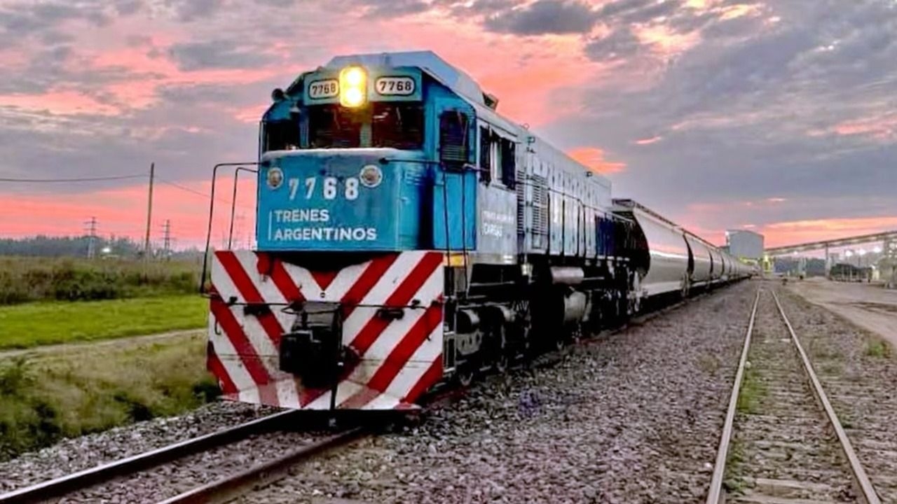 Aceleran la privatización del Belgrano Cargas y busca adjudicarla antes de 2027