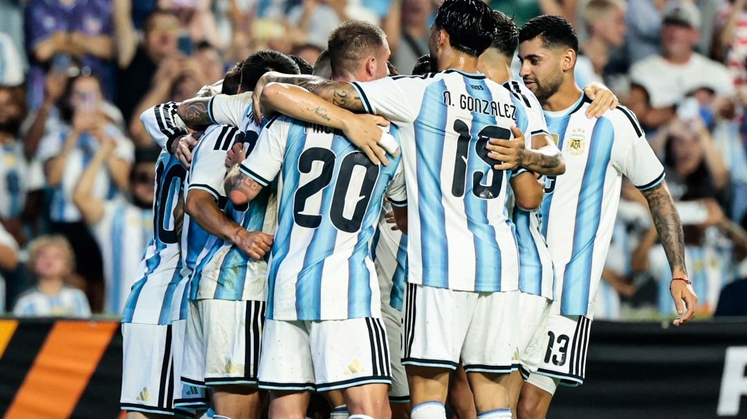 La Selección Argentina encabeza el Ranking FIFA previo al debut