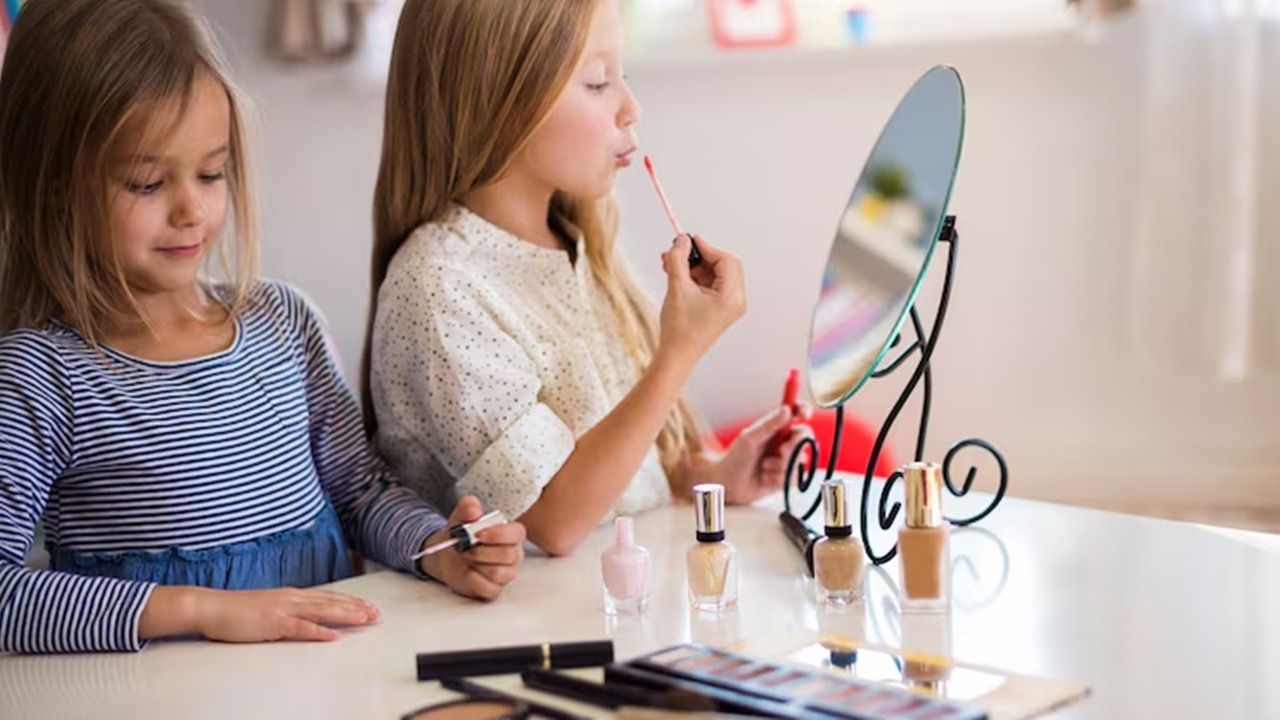 Anmat prohibió maquillajes infantiles por riesgos para la salud