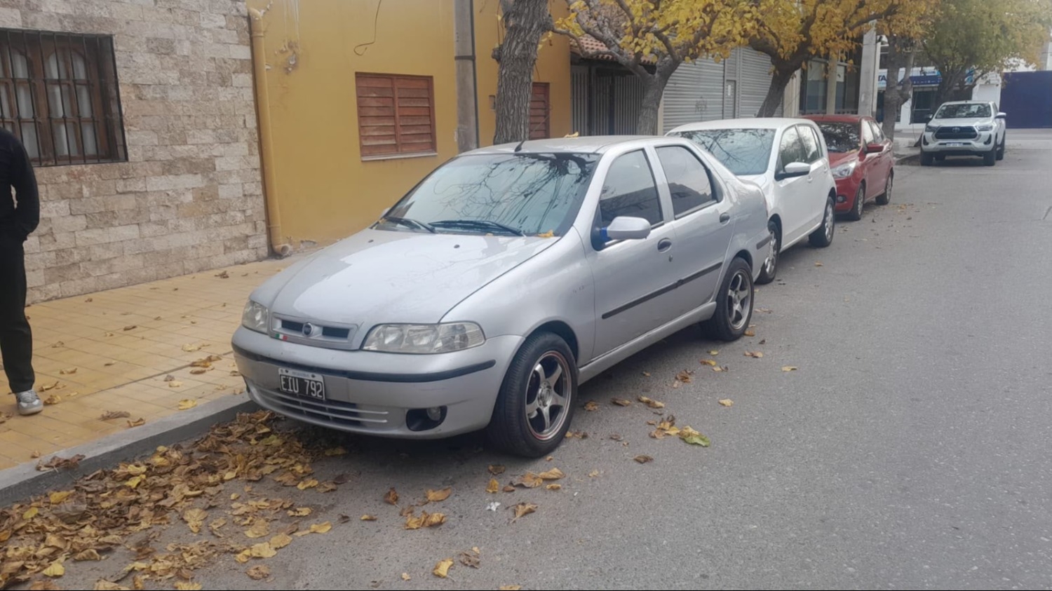 Robaron un auto en Trinidad y apareció abandonado cerca del centro 