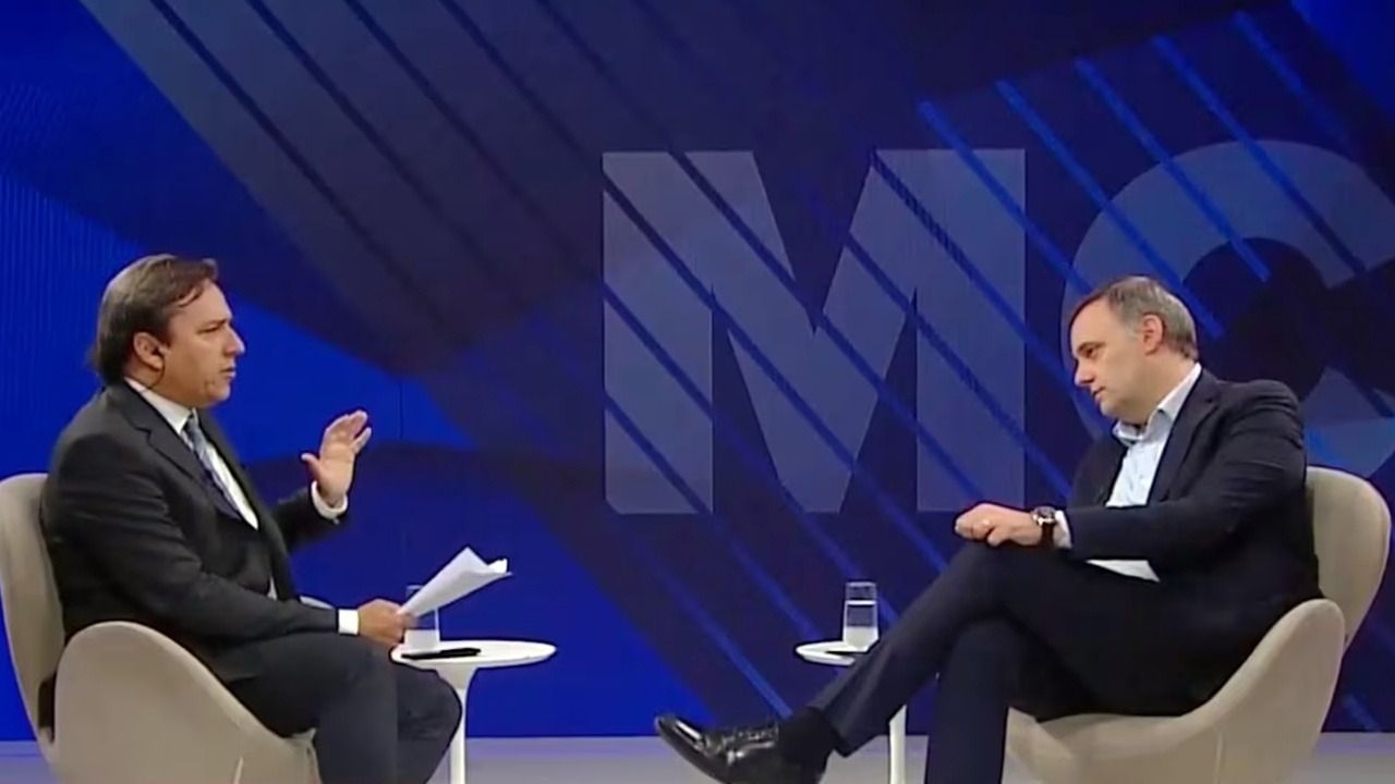Adorni explicó su patrimonio y defendió su permanencia: "Si yo renunciaba iban a venir por otros"