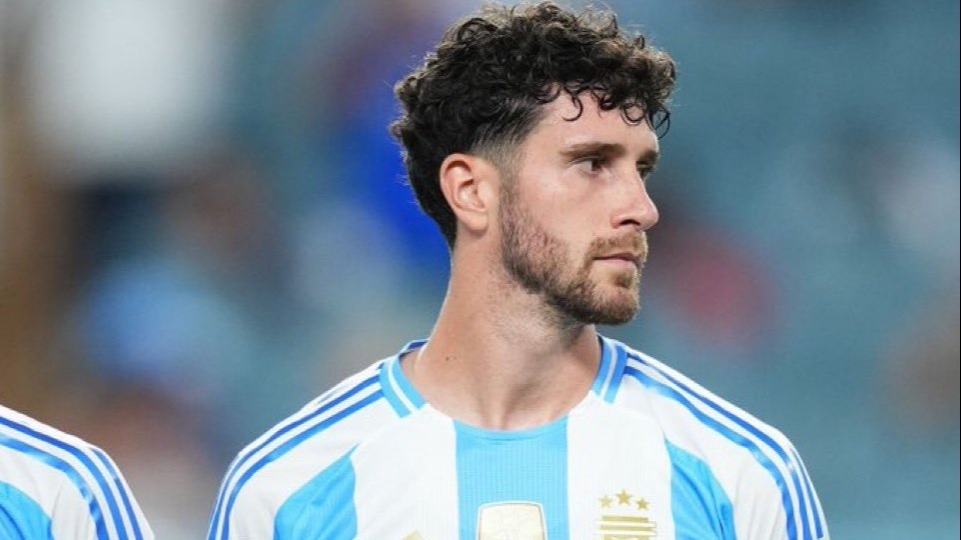 Senesi será el reemplazante de Balerdi en la lista de la Selección Argentina