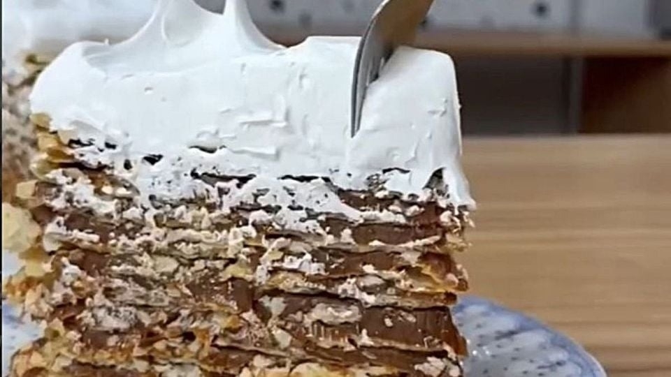 Cómo hacer el Rogel de chocolate perfecto con solo tres ingredientes
