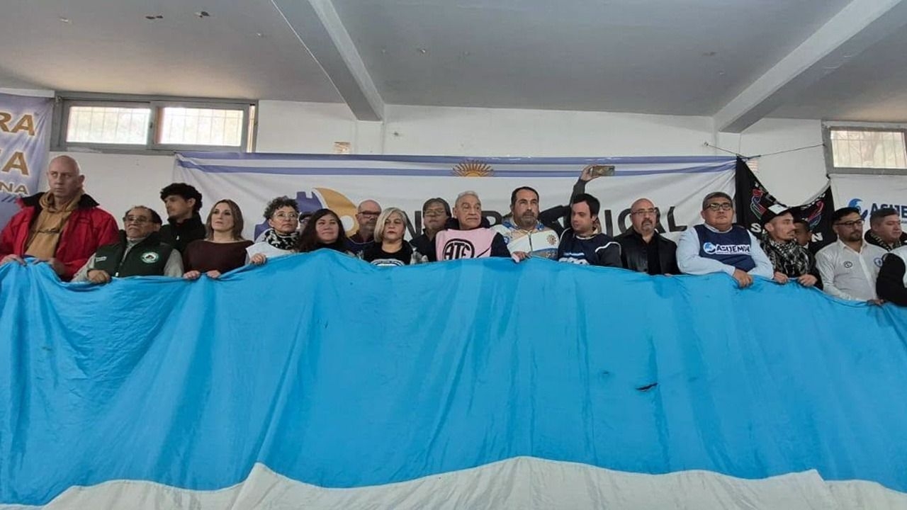 Presentaron la Intersindical en defensa de trabajadores sanjuaninos