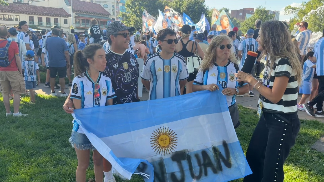 Entre semitas y banderas: los sanjuaninos que se cruzó Grupo Huarpe en la Copa del Mundo