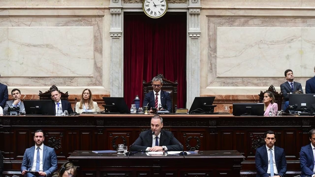 Crece la presión sobre Adorni y el Congreso se prepara para una semana clave