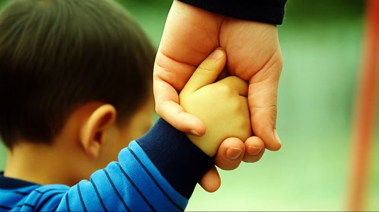 Criar a un hijo cuesta hasta $665.000 por mes en Argentina