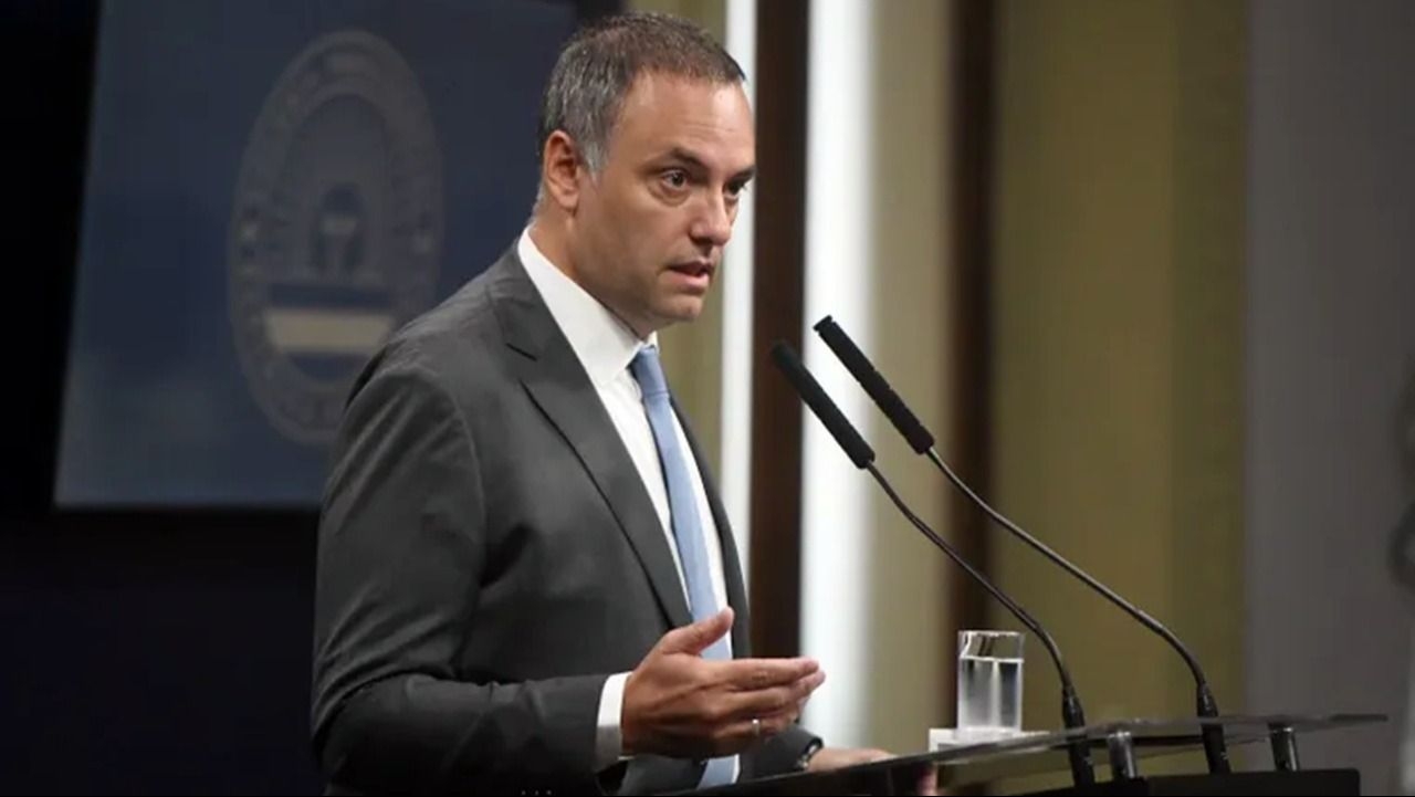 El Gobierno ganó tiempo y postergó la interpelación a Adorni en el Senado