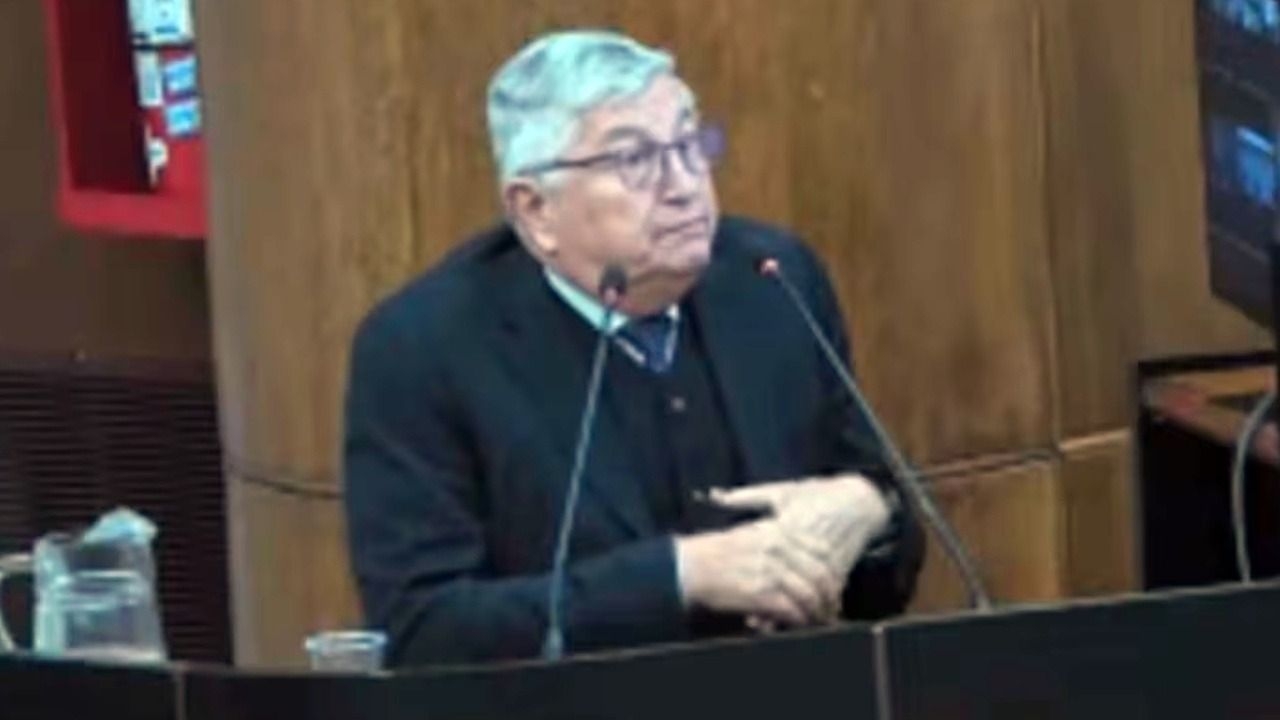 En la causa Cuadernos un expiloto del Tango 01 declaró que no revisaban equipajes
