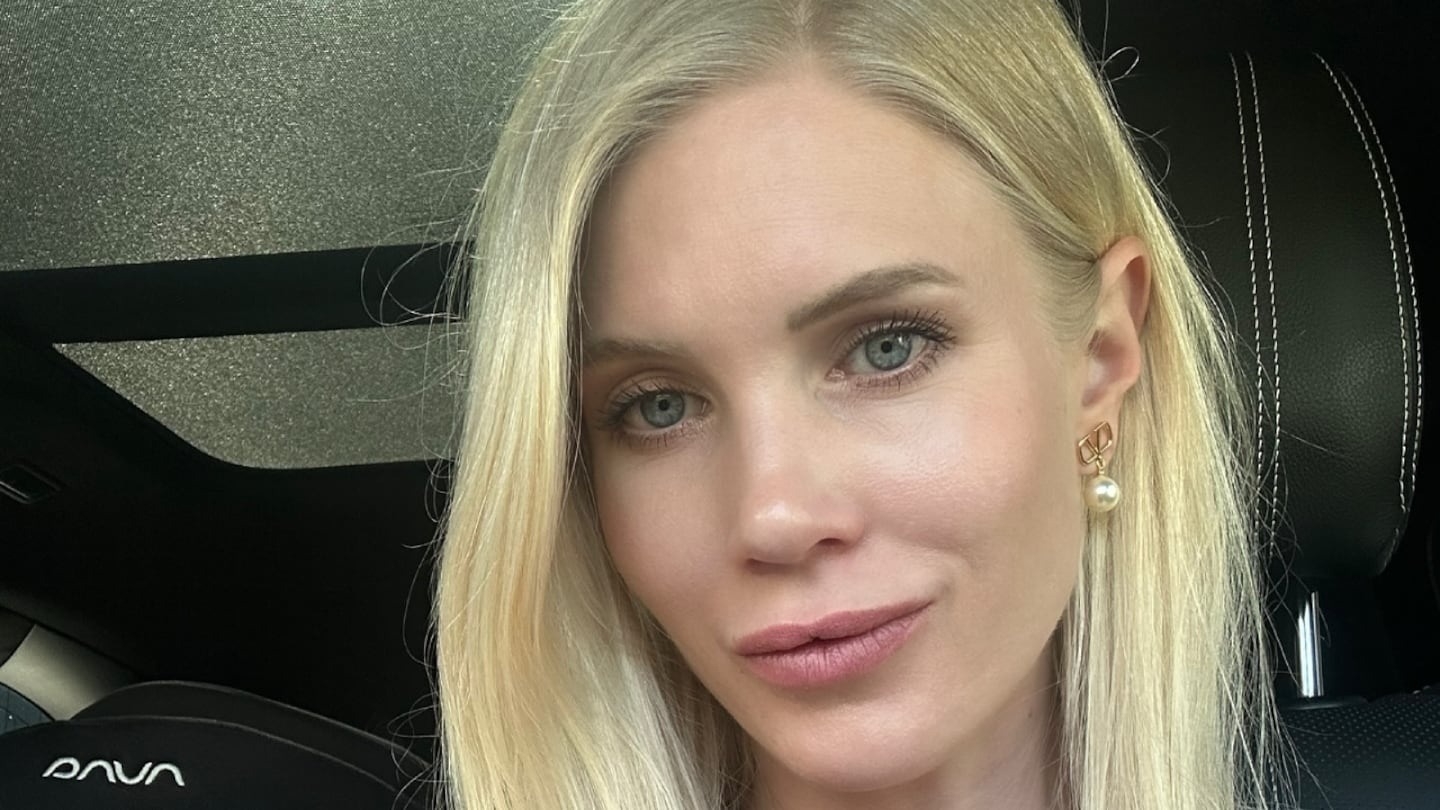 La esposa de Maxi López consiguió un trabajo de multimillonaria en Argentina