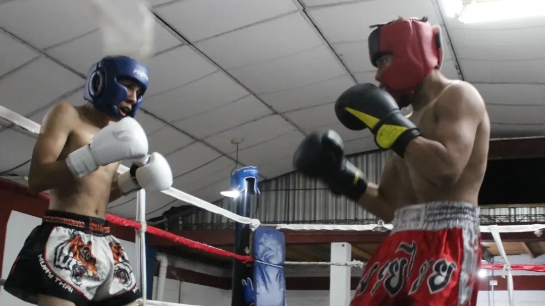 Con 90 peleas, el Aldo Cantoni recibe un gran torneo de kickboxing interprovincial