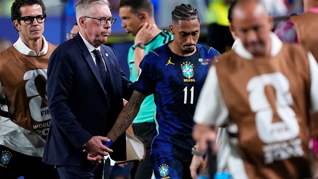 Brasil aguarda por Raphinha y mantiene la ilusión en el Mundial