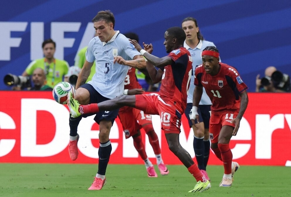 Uruguay y Cabo Verde empataron 2 a 2 en un partido inédito