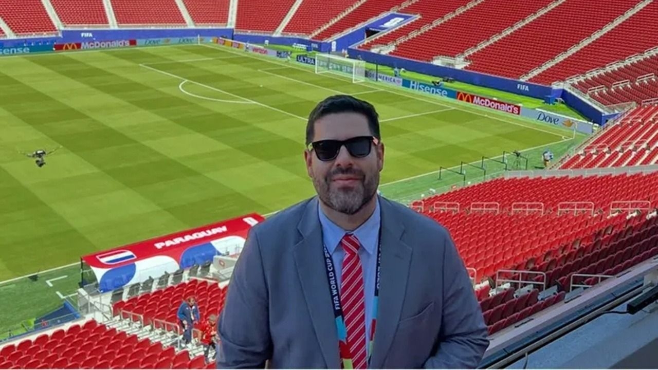 La FIFA le anuló la credencial a un periodista paraguayo y lo expulsó del Mundial