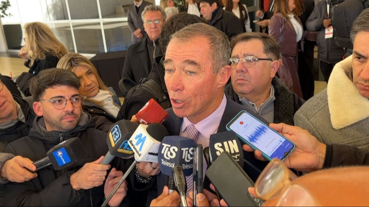 Plan de retiro voluntario para estatales en San Juan: "Ya hay muchos empleados"